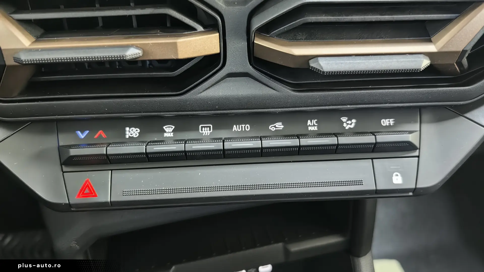 Duster Extreme Hybrid 155 CP Automată   Cold Pack 2   Cameră