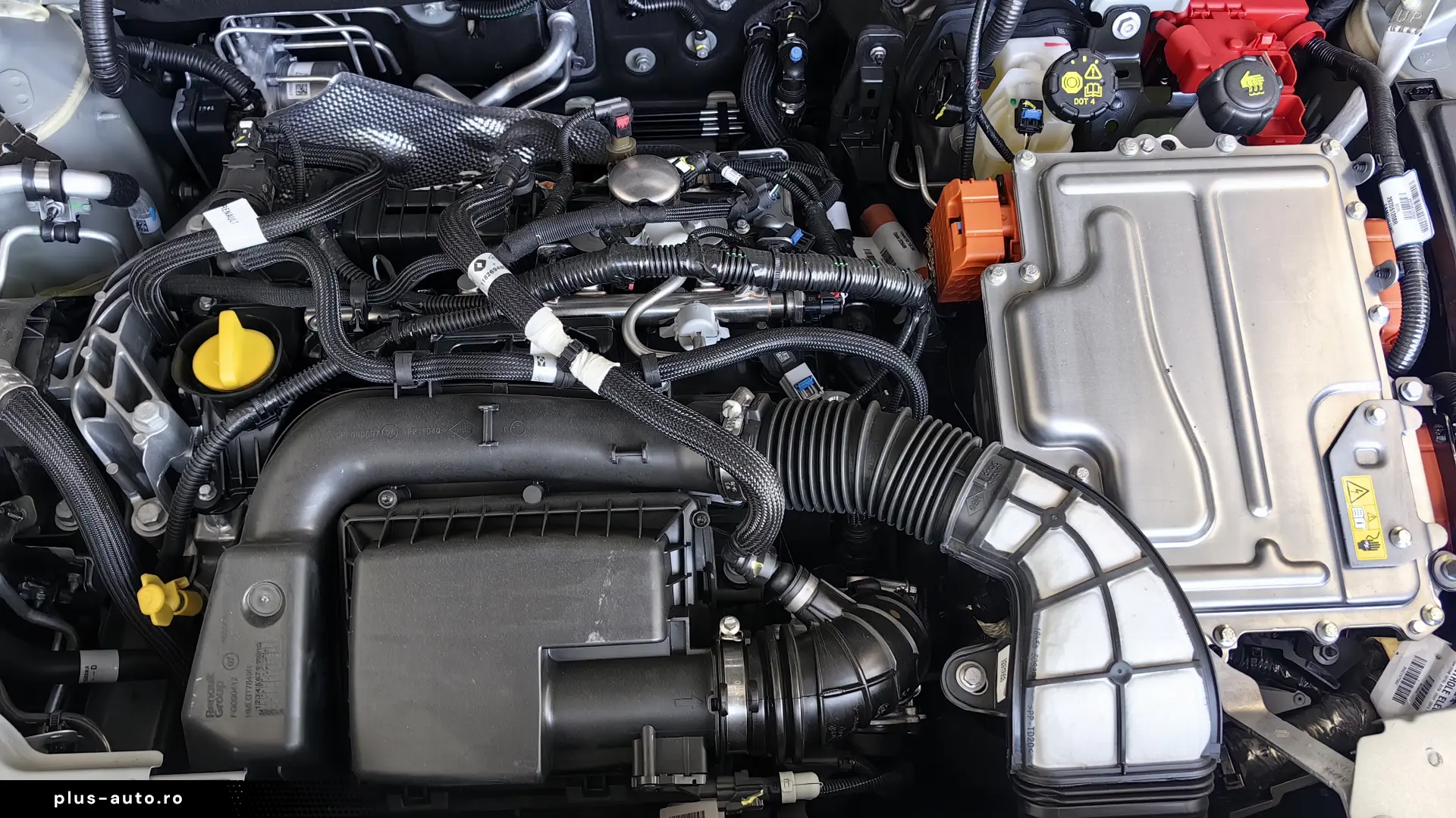 Duster Extreme FULLHybrid 155 CP Automată Cold Pack 2 Cameră