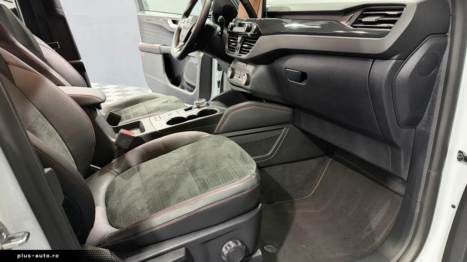FORD Kuga 2.5 Duratec PHEV ST-LINE X