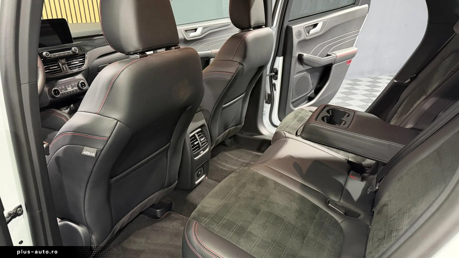 FORD Kuga 2.5 Duratec PHEV ST-LINE X