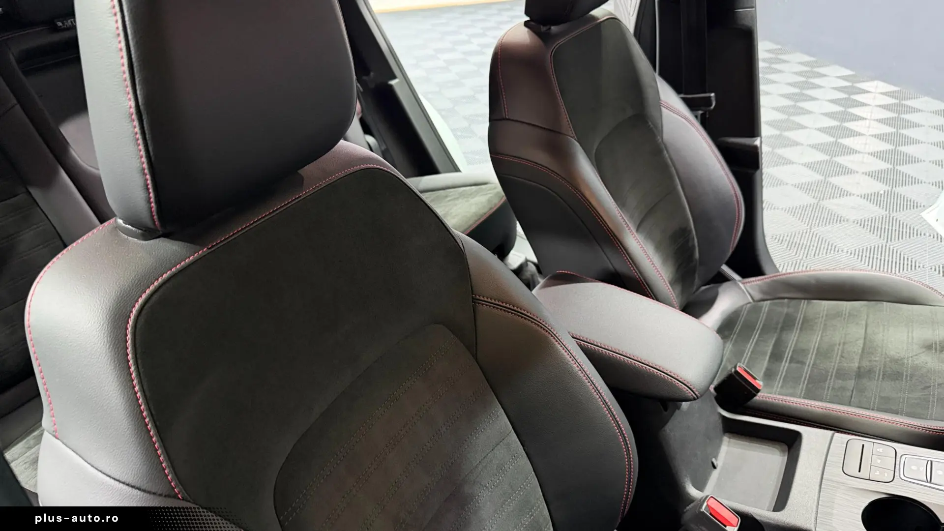 FORD Kuga 2.5 Duratec PHEV ST-LINE X