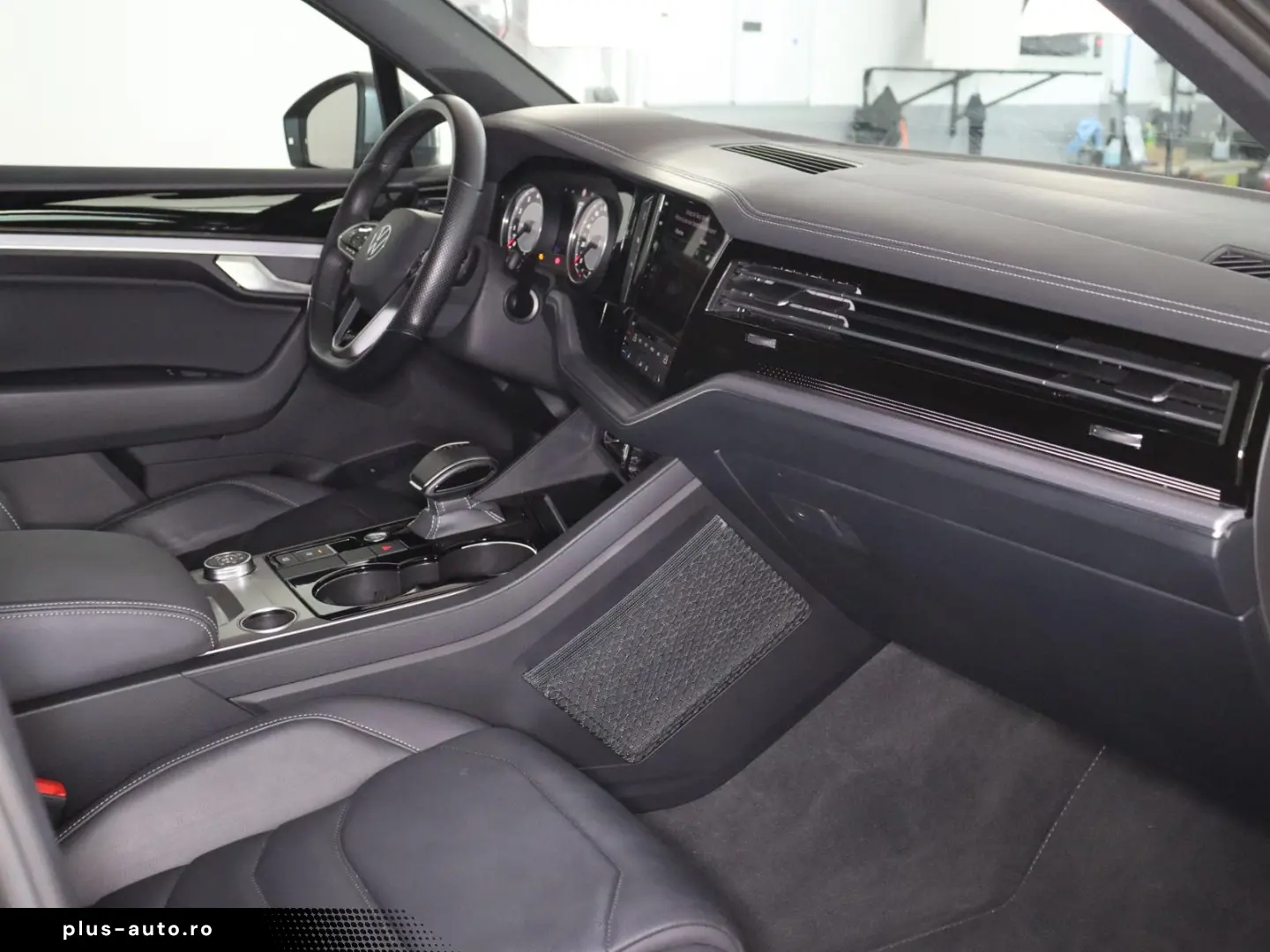 VW Touareg R-Line 3.0TSI 463 -ohne Anzahlung Navi A