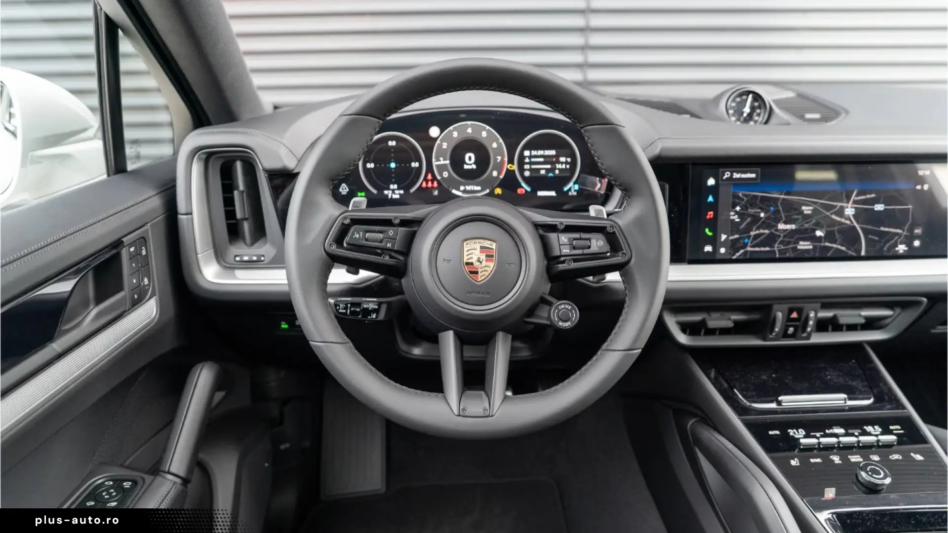 PORSCHE Cayenne 2025 — imagine 8