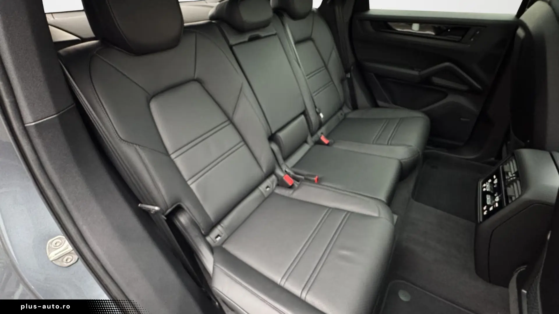 Porsche Cayenne Coupe Black Edition