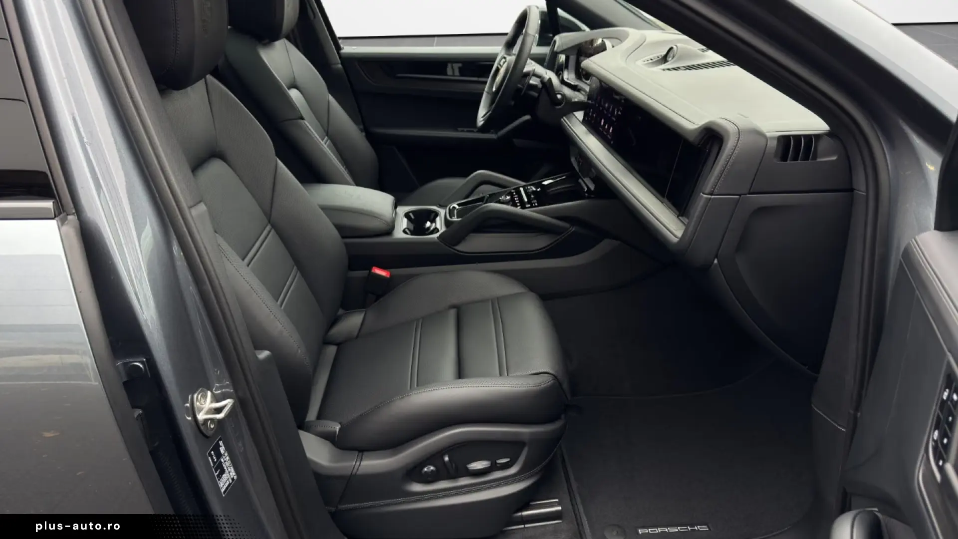 Porsche Cayenne Coupe Black Edition