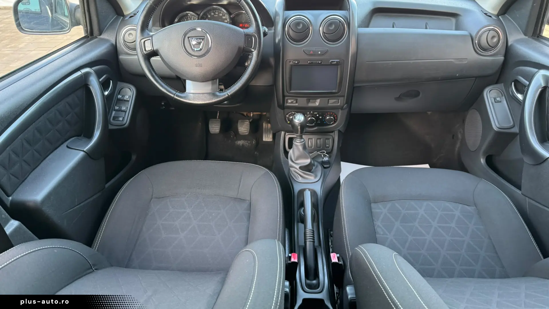 Dacia Duster 2015
