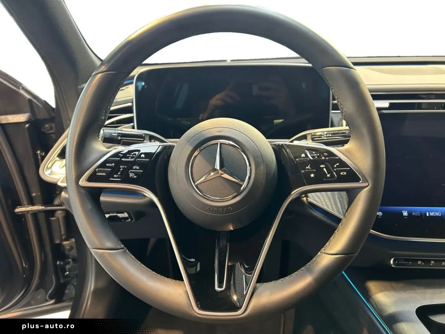 MERCEDES-BENZ E 300 e EQ Avantgarde