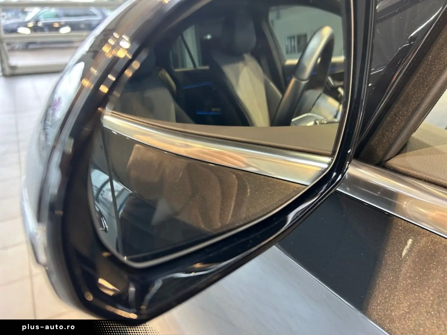 MERCEDES-BENZ E 300 e EQ Avantgarde