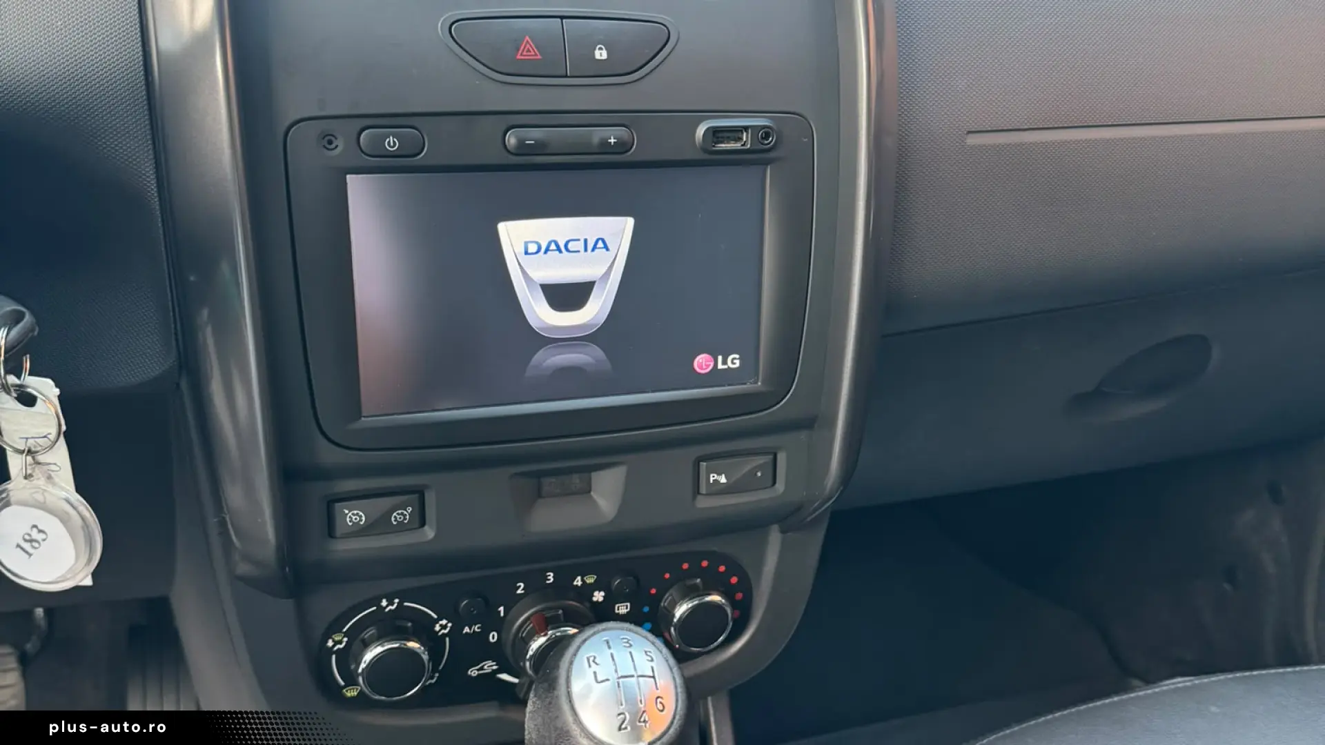 Dacia Duster 2015