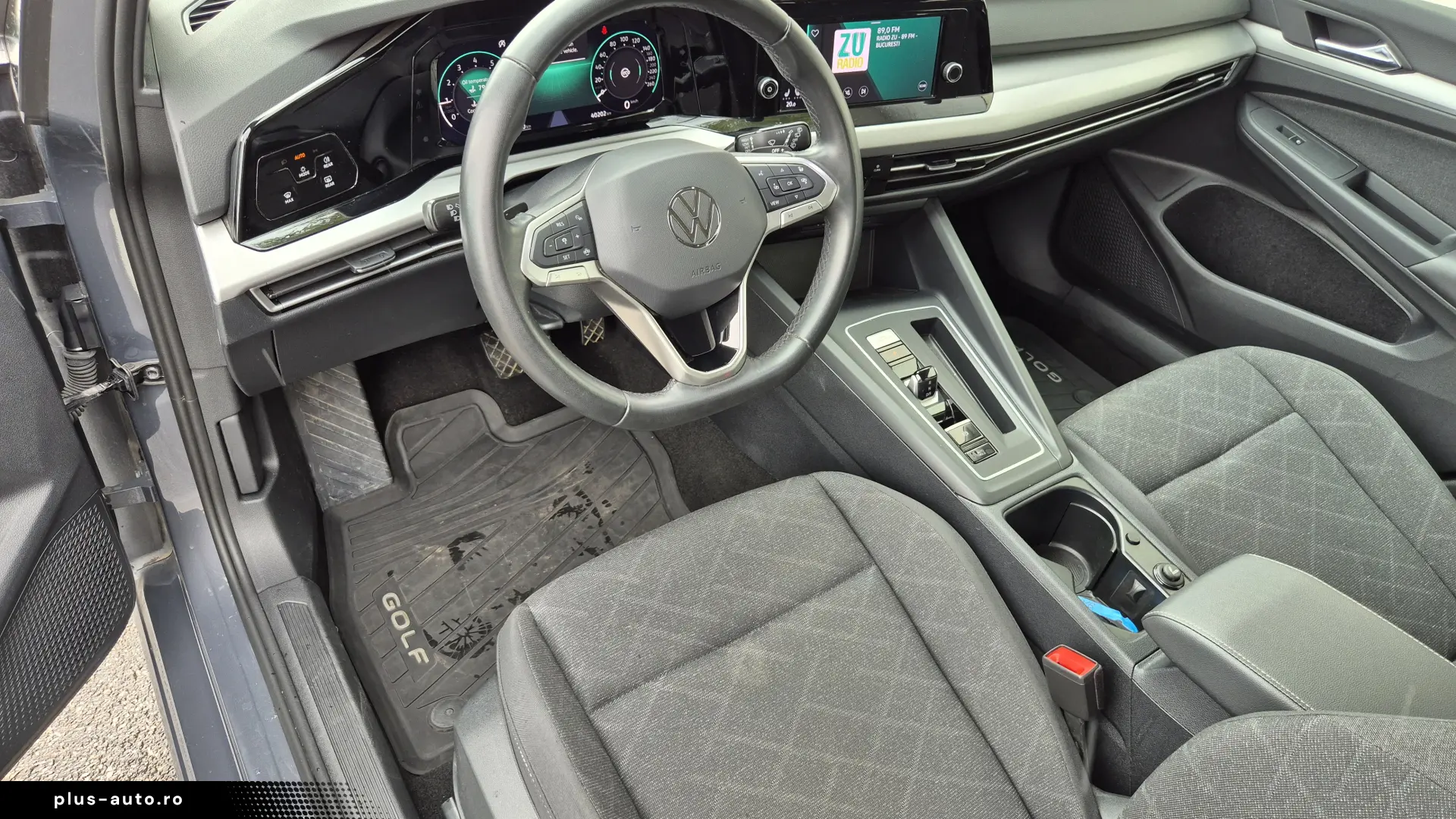 Volkswagen Golf 1.0 eTSI MHEV 110CP DSG Life