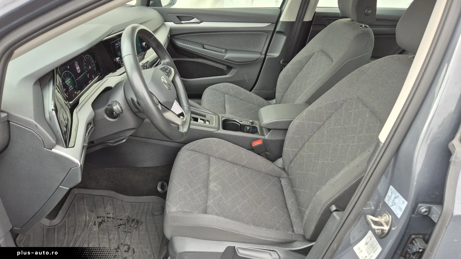 Volkswagen Golf 1.0 eTSI MHEV 110CP DSG Life
