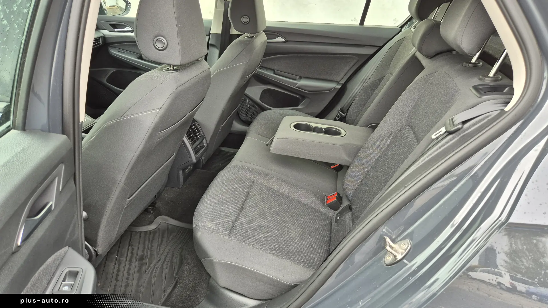 Volkswagen Golf 1.0 eTSI MHEV 110CP DSG Life