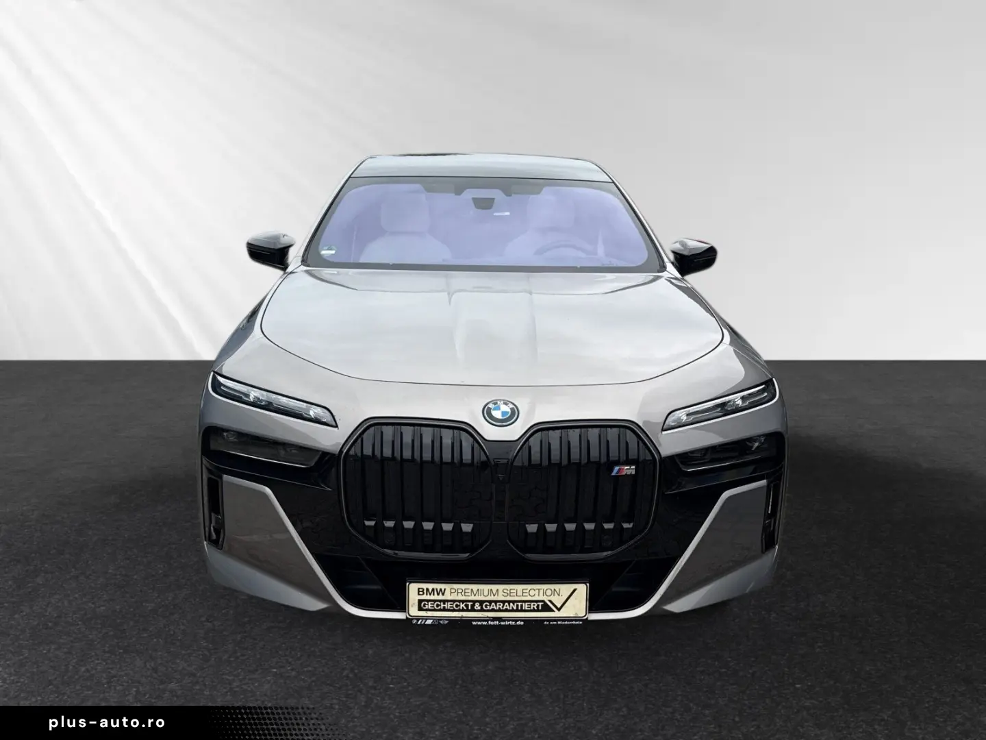 BMW M760e xDrive SkyLounge B&WDiamond DAProf. 21 LMR