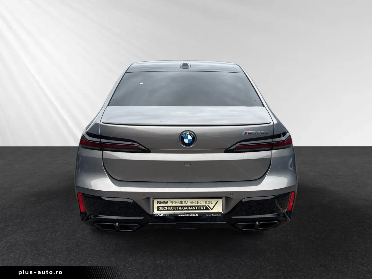 BMW M760e xDrive SkyLounge B&WDiamond DAProf. 21 LMR