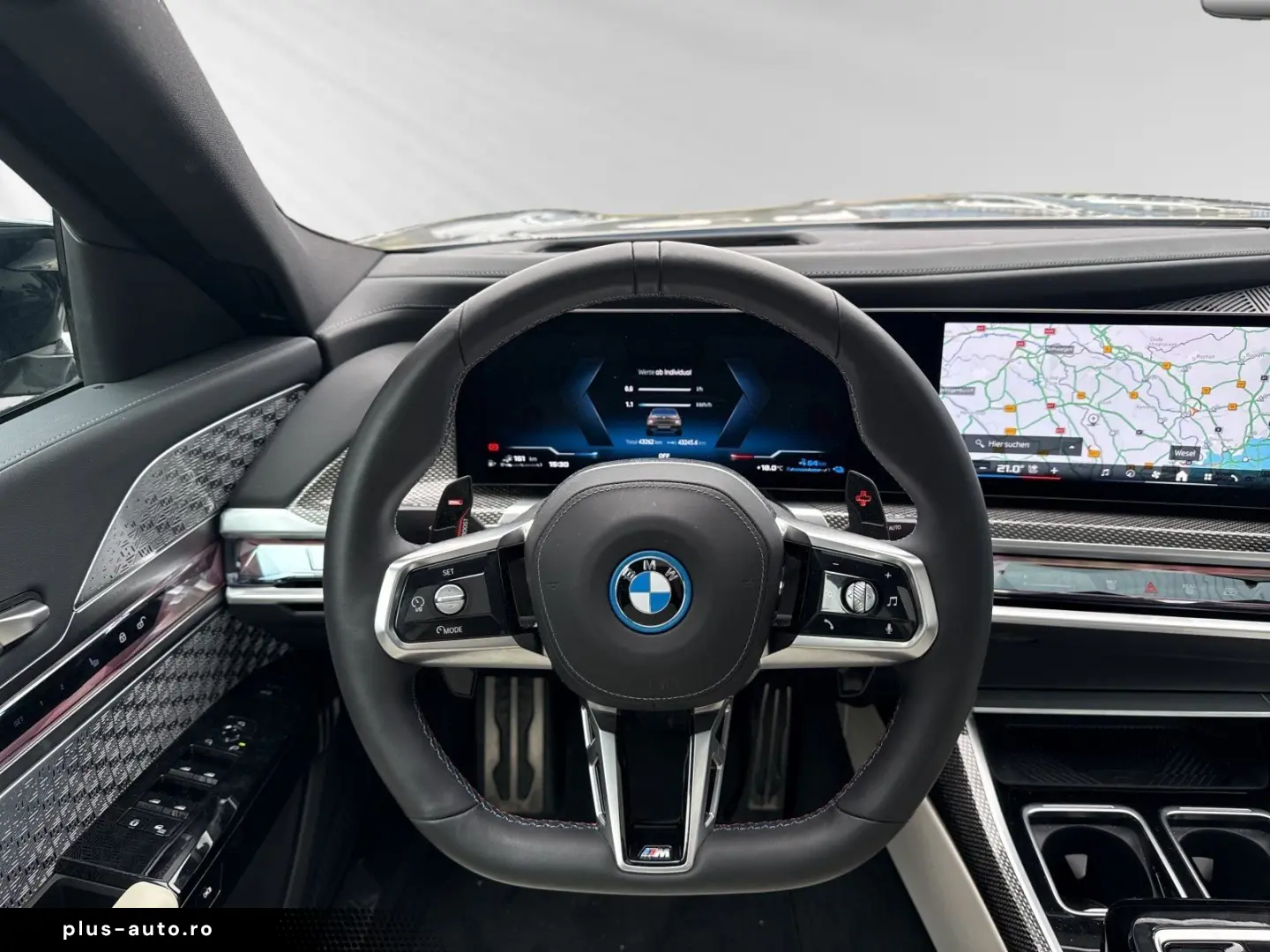 BMW M760e xDrive SkyLounge B&WDiamond DAProf. 21 LMR