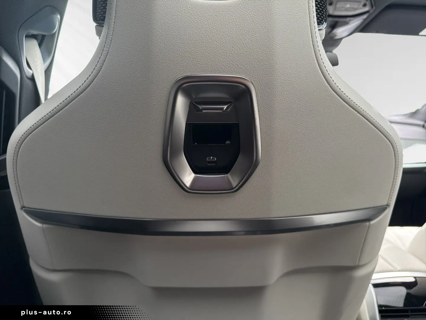 BMW M760e xDrive SkyLounge B&WDiamond DAProf. 21 LMR