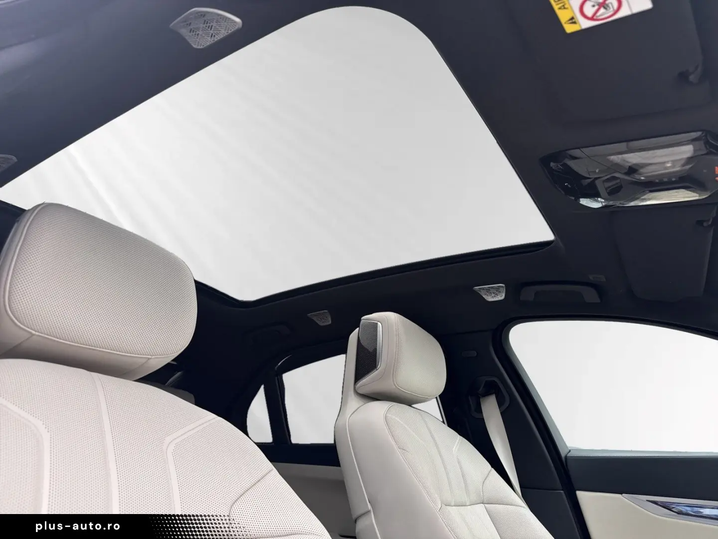 BMW M760e xDrive SkyLounge B&WDiamond DAProf. 21 LMR