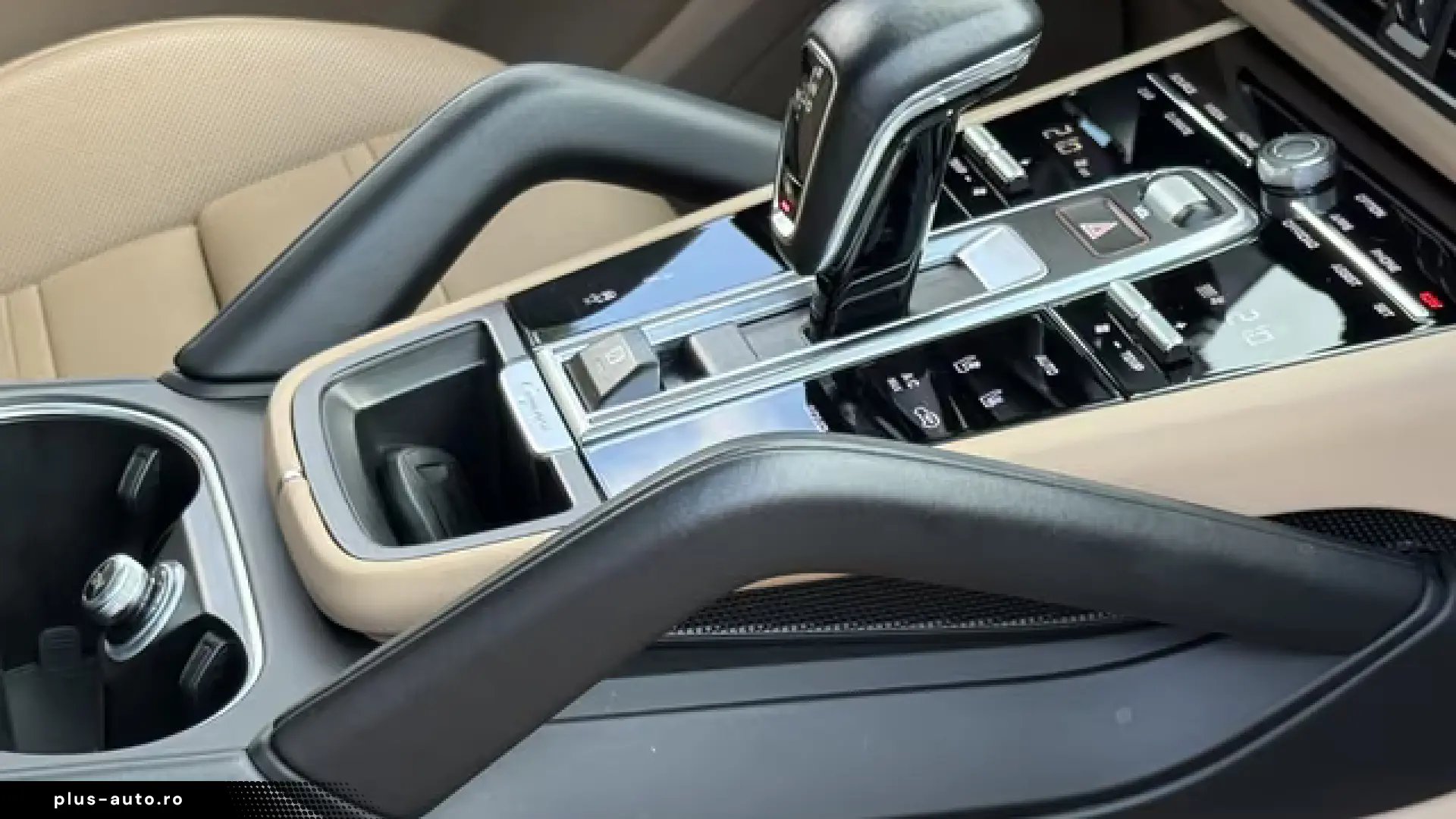 PORSCHE Cayenne 2021 — imagine 6