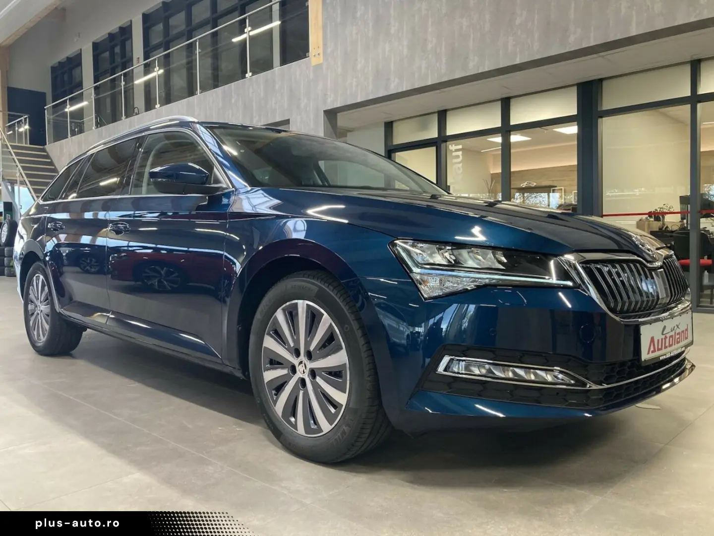 SKODA Superb 2022 — imagine 3