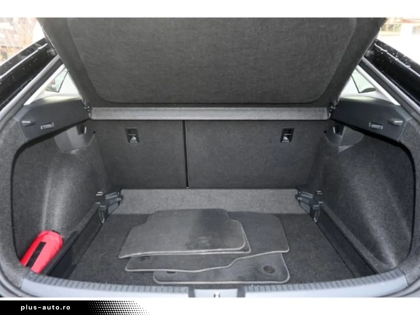 VW Taigo  Style  1.5 TSi DSG  LED RFK Navi