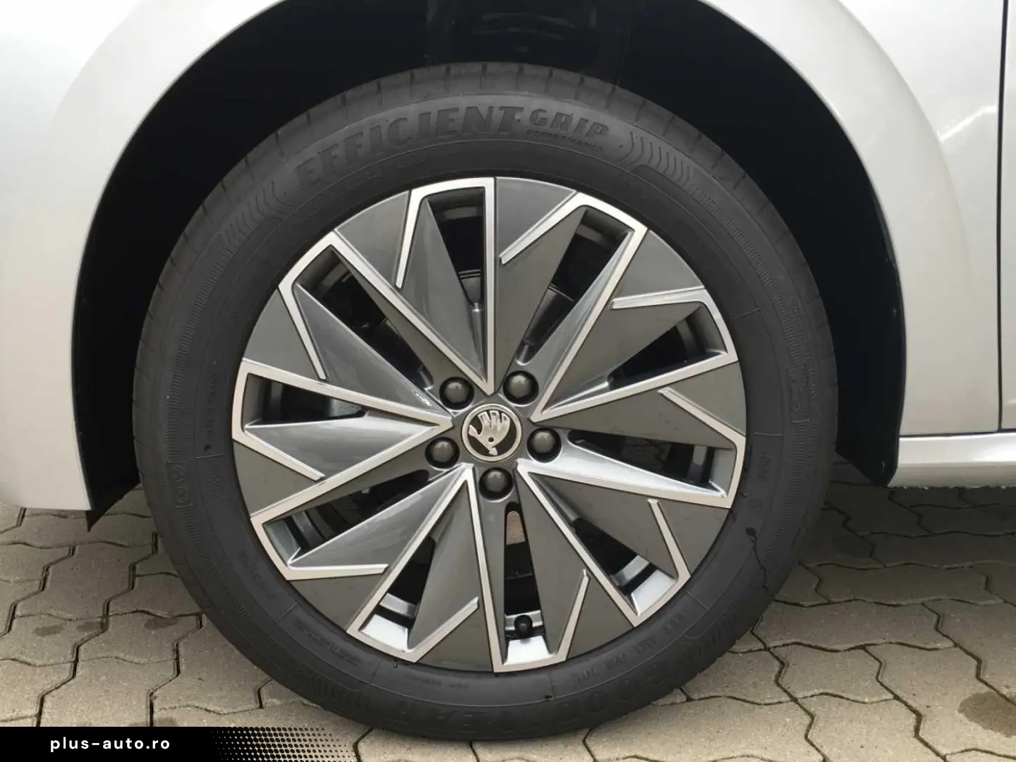 SKODA Kamiq 2022 — imagine 5
