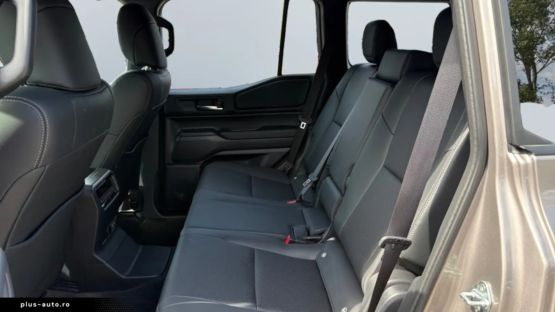 TOYOTA Land Cruiser 2025 — imagine 6