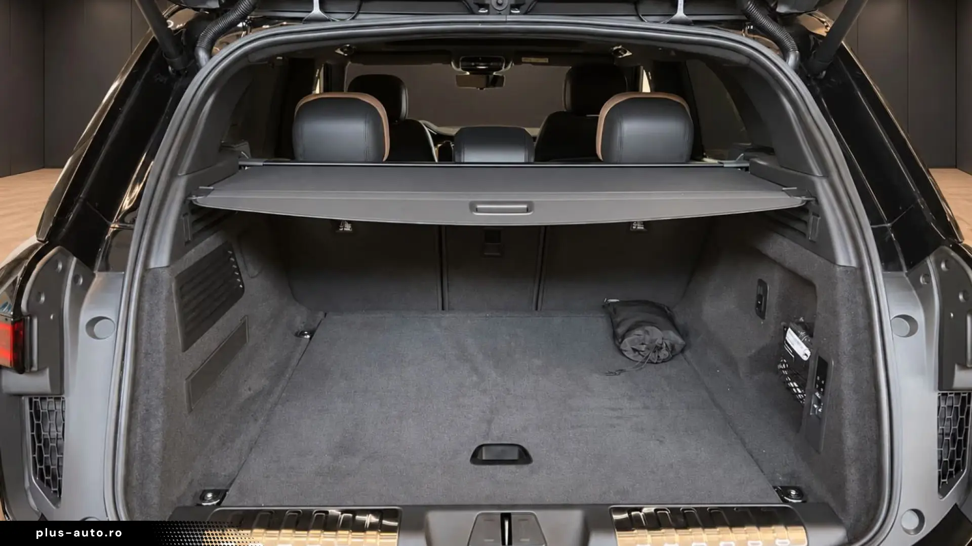 Land Rover Range Rover Sport D350 Autobiography 360 Memo