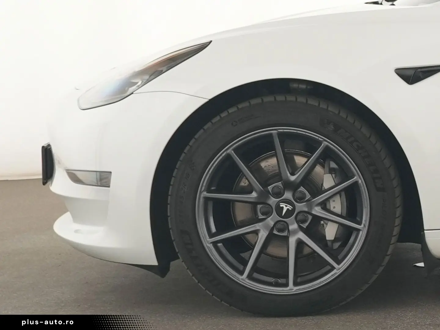 TESLA Model 3 Long Range Dual Motor