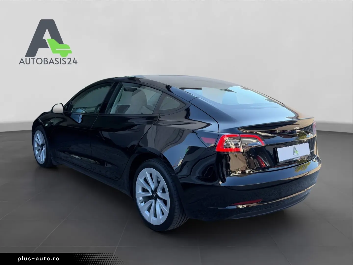 TESLA Model 3 Long Range Dual AWD