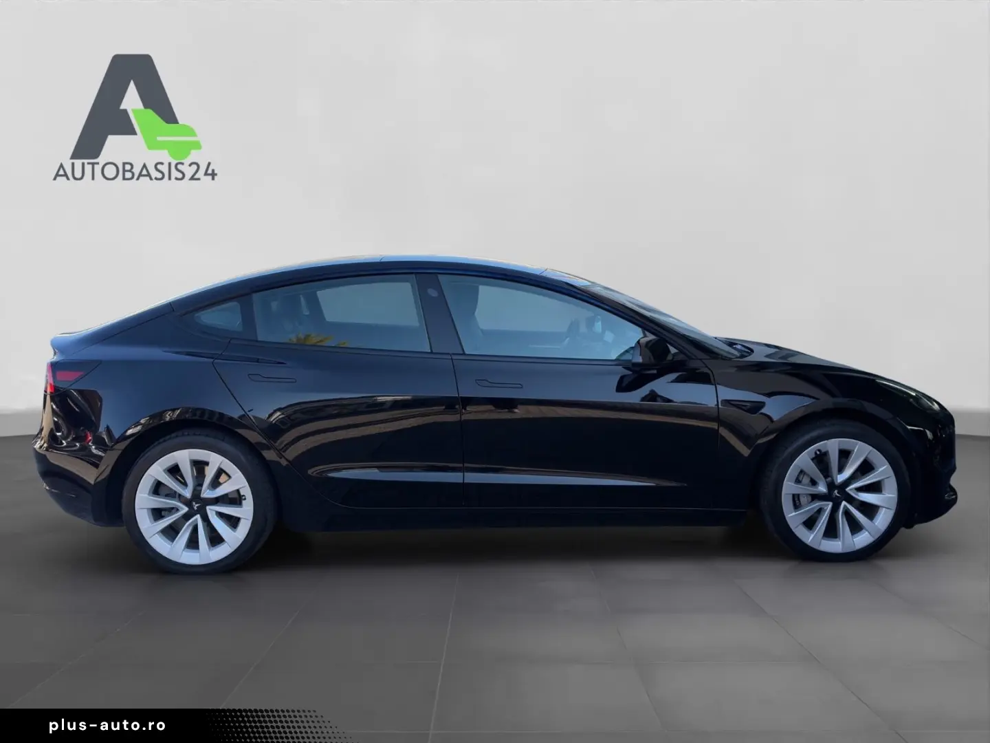 TESLA Model 3 Long Range Dual AWD