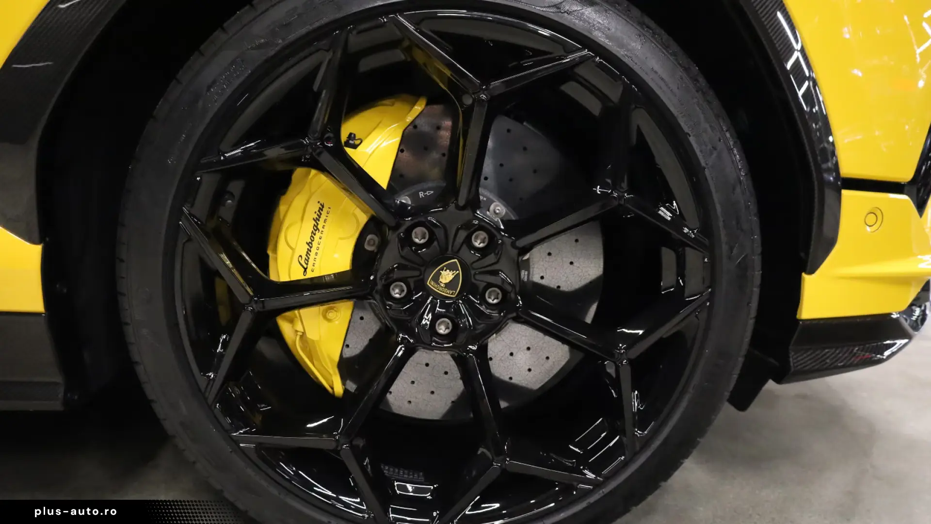 Lamborghini Urus 4.0V8 PERFORMANTE CARBON