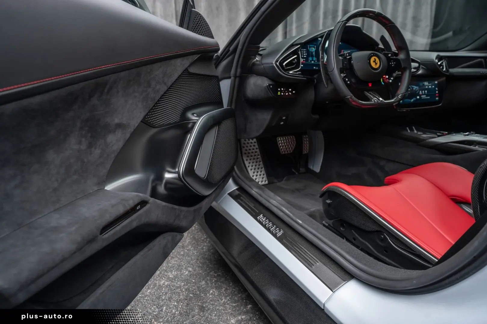 FERRARI 12Cilindri
