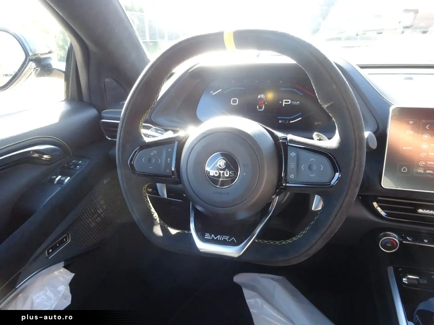 LOTUS Emira 364PS Autm. First Edition Alcantara Navi