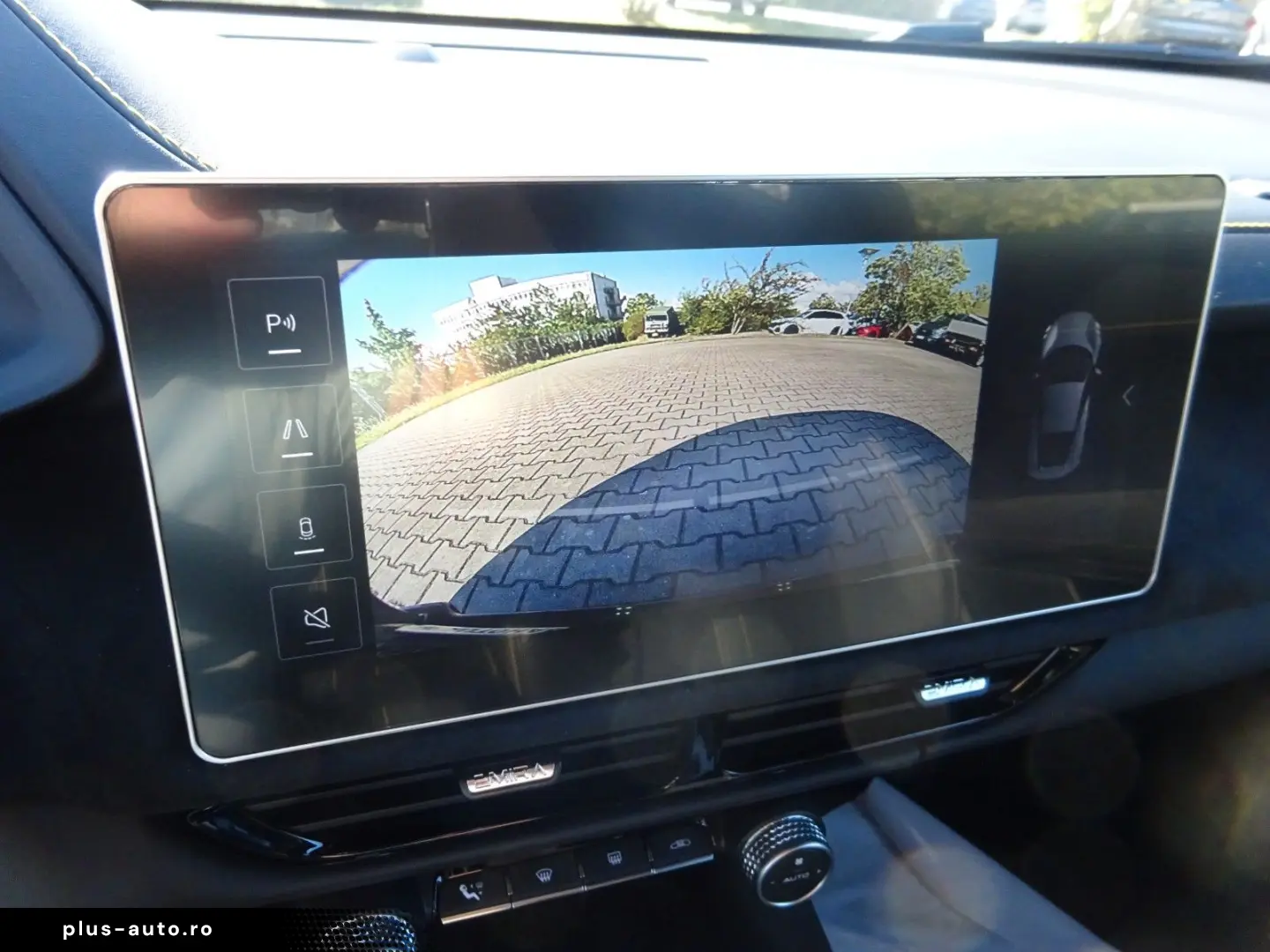 LOTUS Emira 364PS Autm. First Edition Alcantara Navi