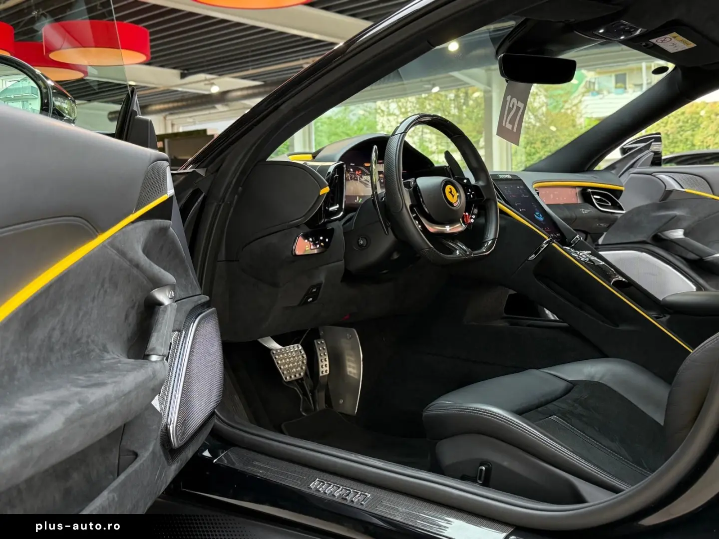 FERRARI Roma MagneRide BeifahrerDispl JBL Carbon