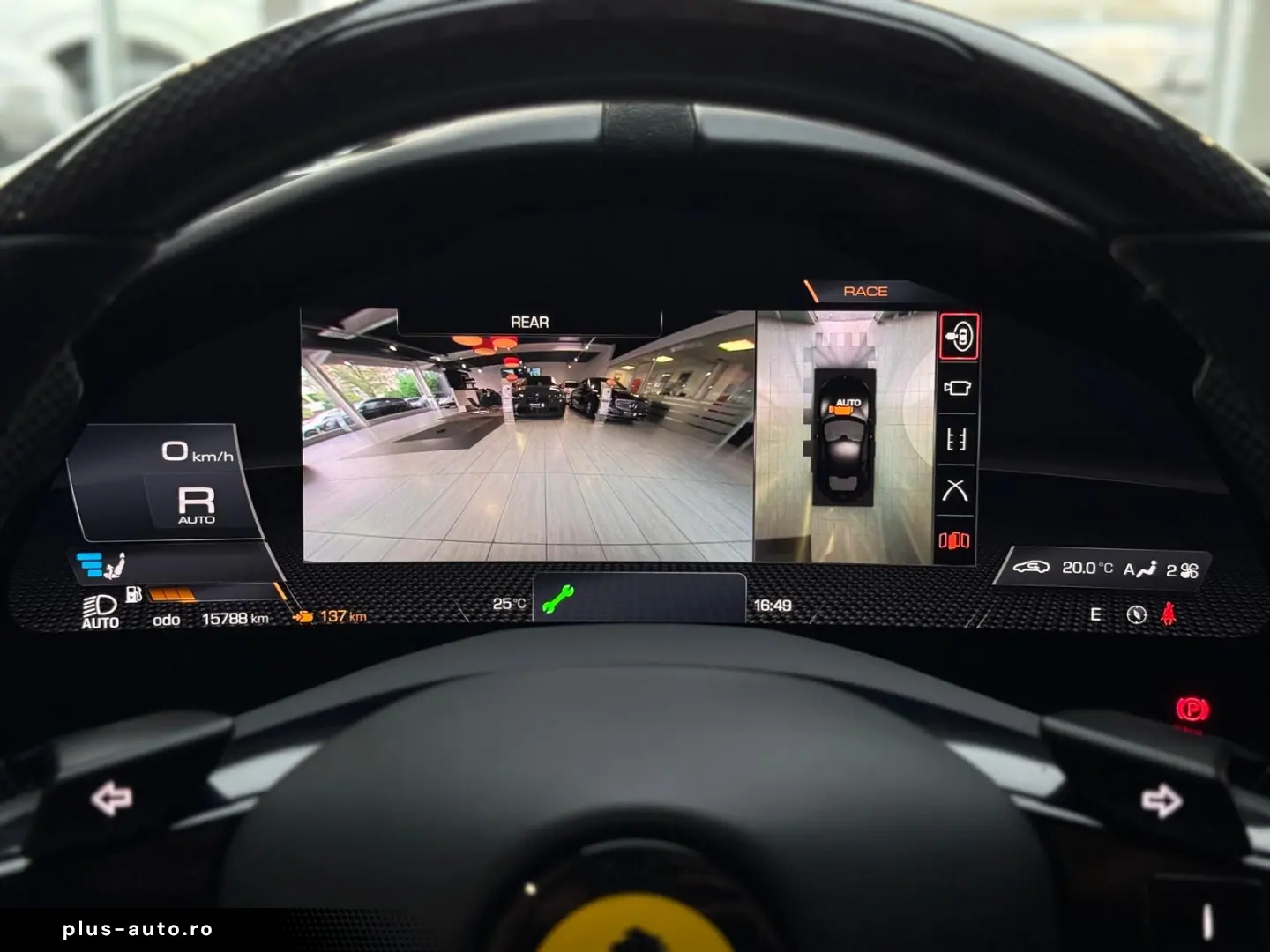 FERRARI Roma MagneRide BeifahrerDispl JBL Carbon