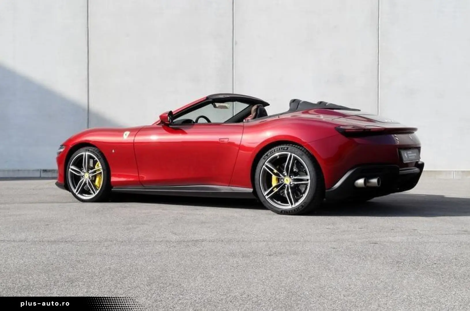 FERRARI Ferrari Roma Spider Roma Spider - Elegantissima