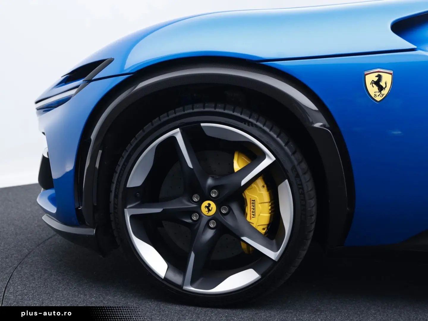 FERRARI Purosangue