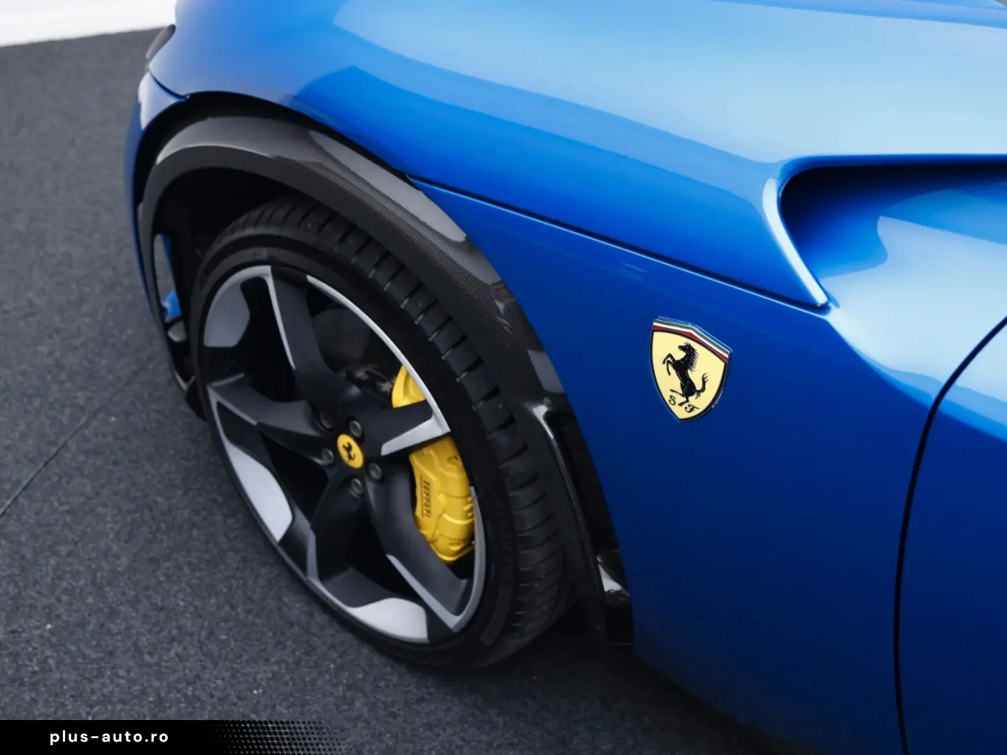FERRARI Purosangue