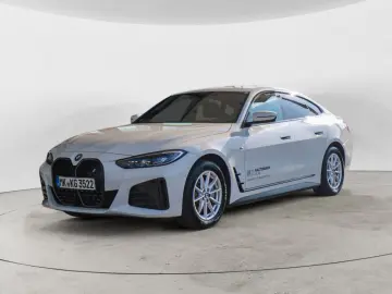 BMW i4 Gran Coupe 35 eDrive M-Sport AHK LED ACC NAVI