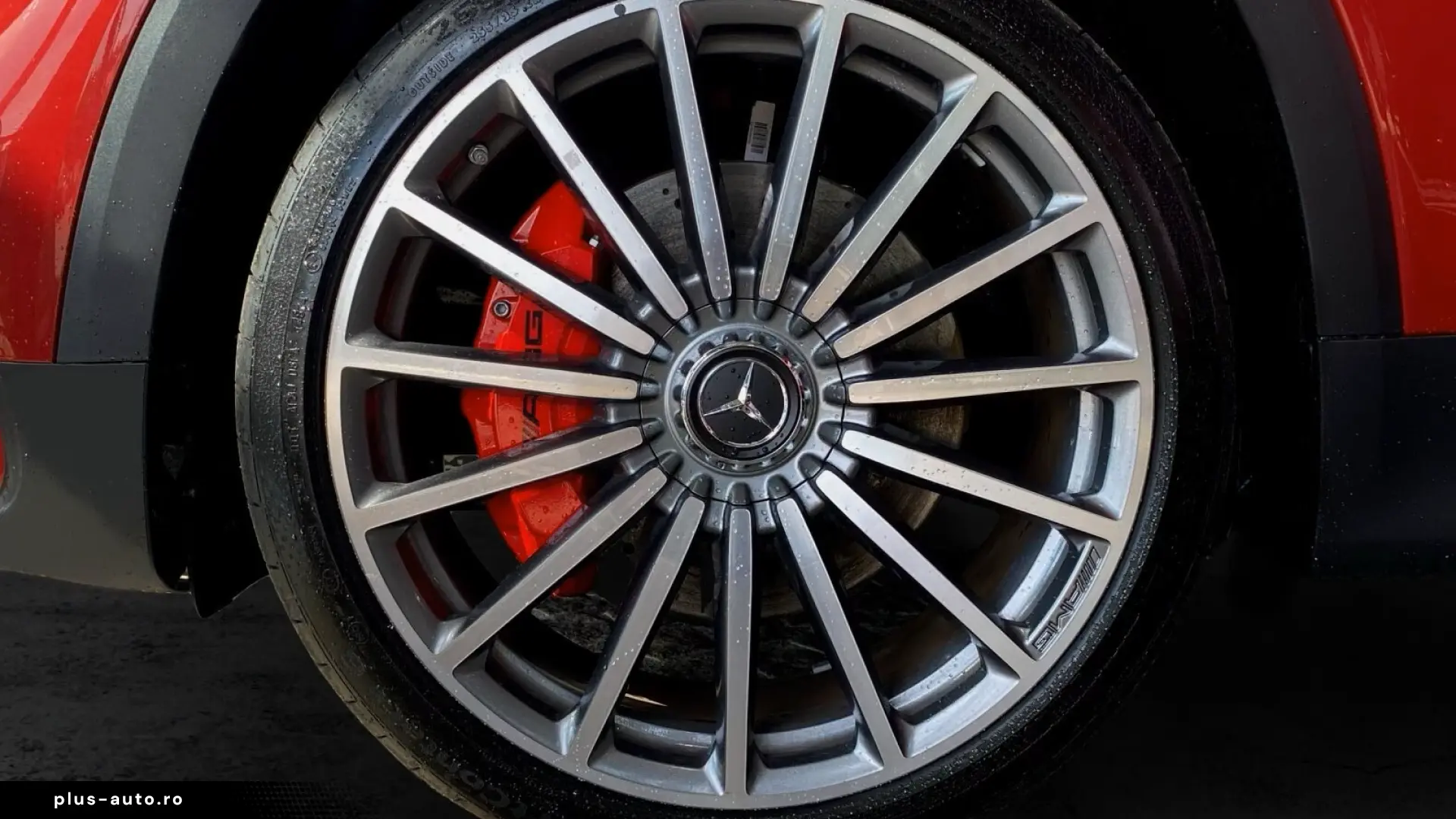 Mercedes-Benz GLB 35 AMG Mercedes-AMG GLB 35 4M HUD