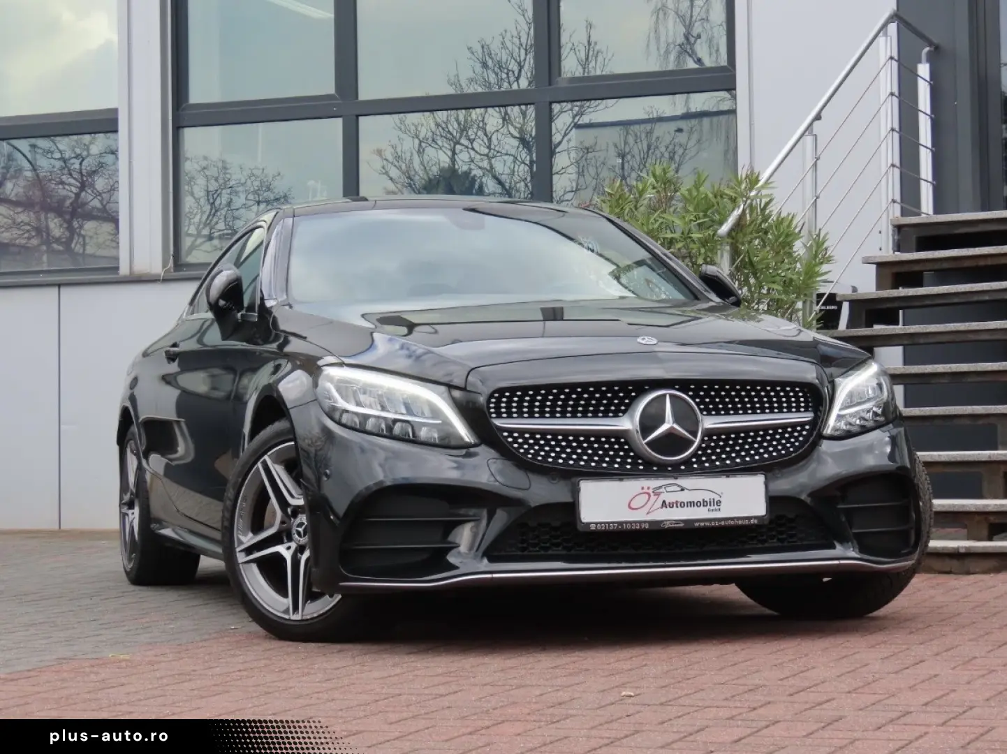 Mercedes-Benz C 300 4MATIC