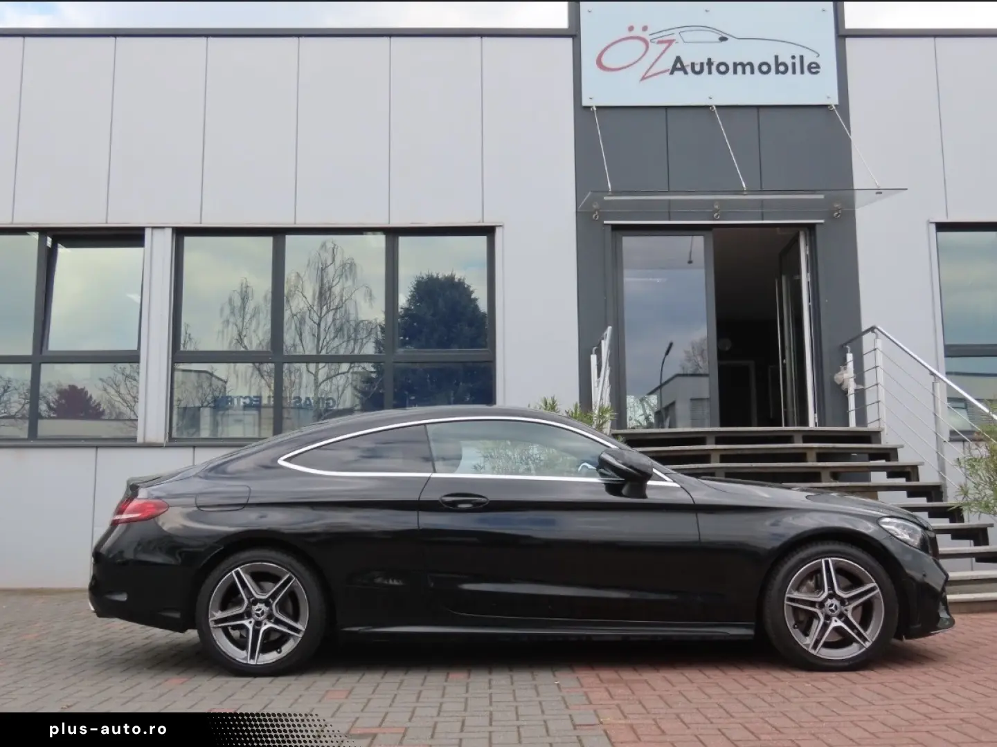 Mercedes-Benz C 300 4MATIC