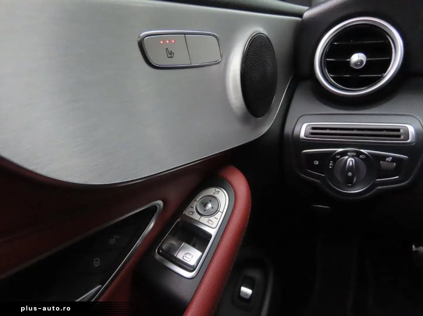 Mercedes-Benz C 300 4MATIC