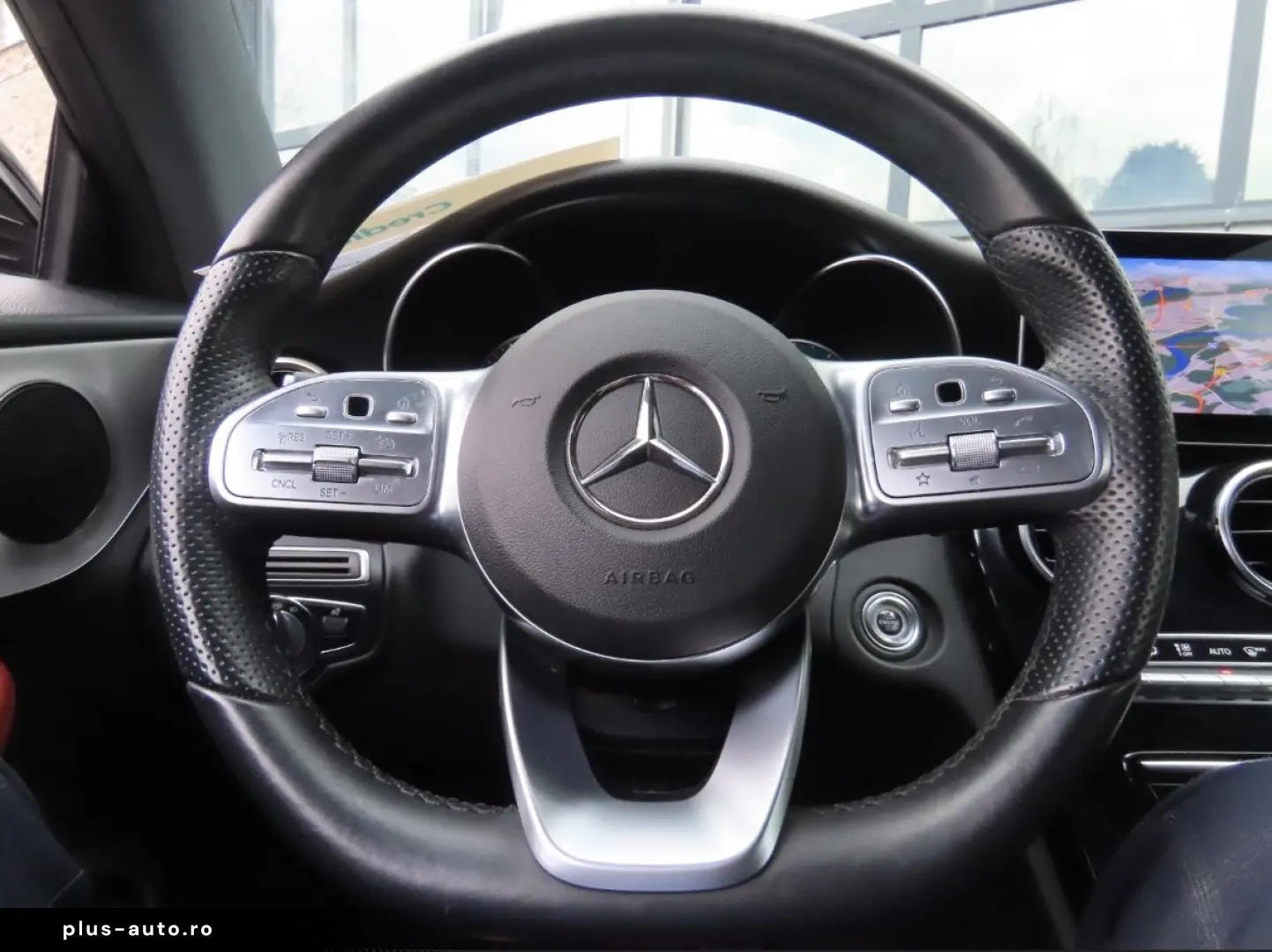 Mercedes-Benz C 300 4MATIC