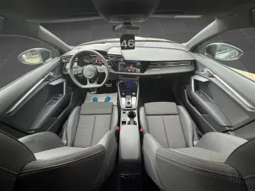 AUDI S3 Limousine 2.0 TFSI quattro AKRAPOVIC SONOS