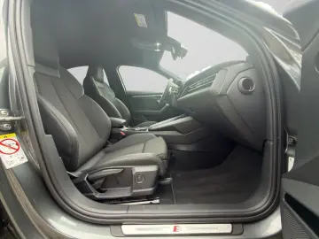 AUDI S3 Limousine 2.0 TFSI quattro AKRAPOVIC SONOS