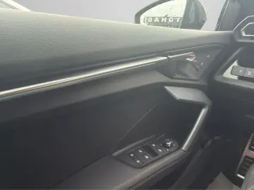 AUDI S3 Limousine 2.0 TFSI quattro AKRAPOVIC SONOS