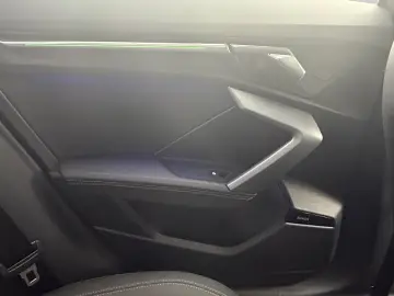 AUDI S3 Limousine 2.0 TFSI quattro AKRAPOVIC SONOS