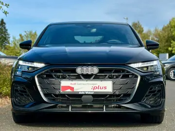 AUDI S3 Limousine qu. BLACK PANO AKRAPOVIC HuD KAMERA